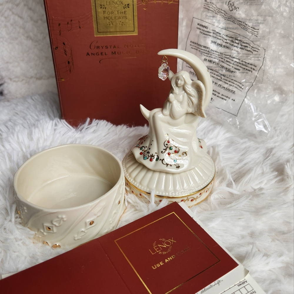 Authentic Lenox Crystal Notes Angel Music Box